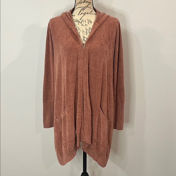 Barefoot Dreams Sweaters - NWT Barefoot Dreams Cozychic Lite Seashore hooded cardigan sweater S